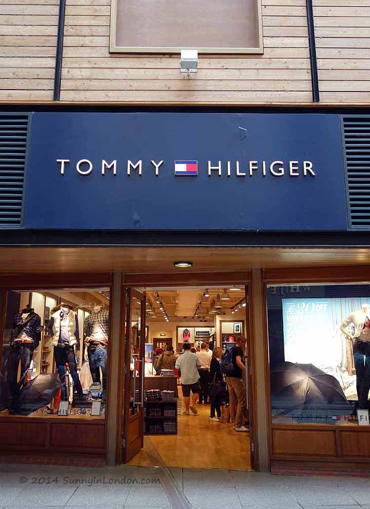 Tommy-Hilfiger-Gunwharf-Quays-Outlet-Shopping