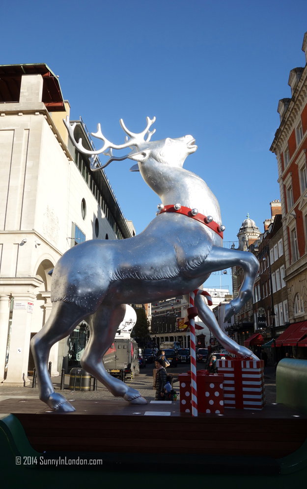 Things to Do in Covent Garden London, Pet the Reindeer!