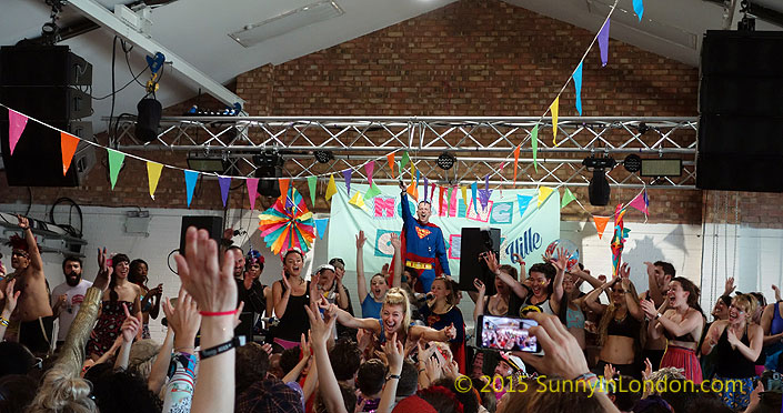 raves-in-london-morning-gloryville