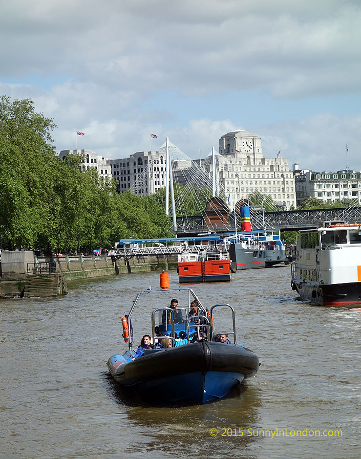 speed-boat-ride-city-cruises-london-thamesrush-thamesjet