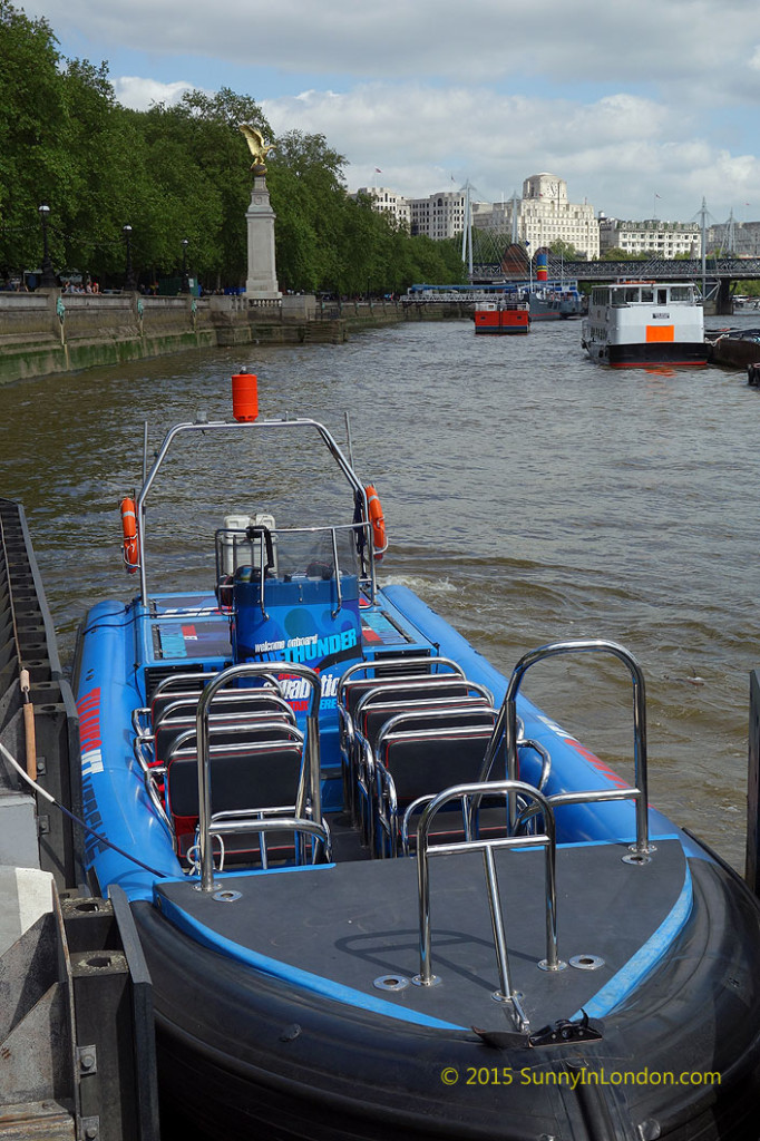 speed-boat-ride-city-cruises-london-thamesrush-thamesjet