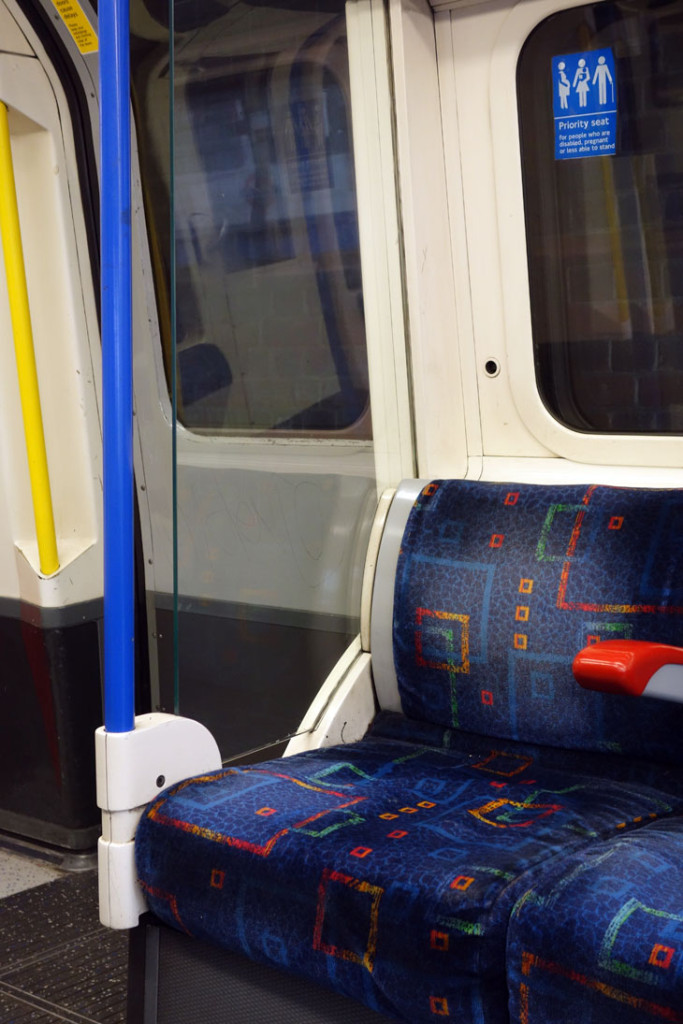 How to Ride the London Underground- Etiquette Guide TFL 