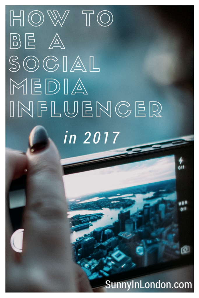 how-to-be-a-social-media-influencer-2017-guide-gear-list