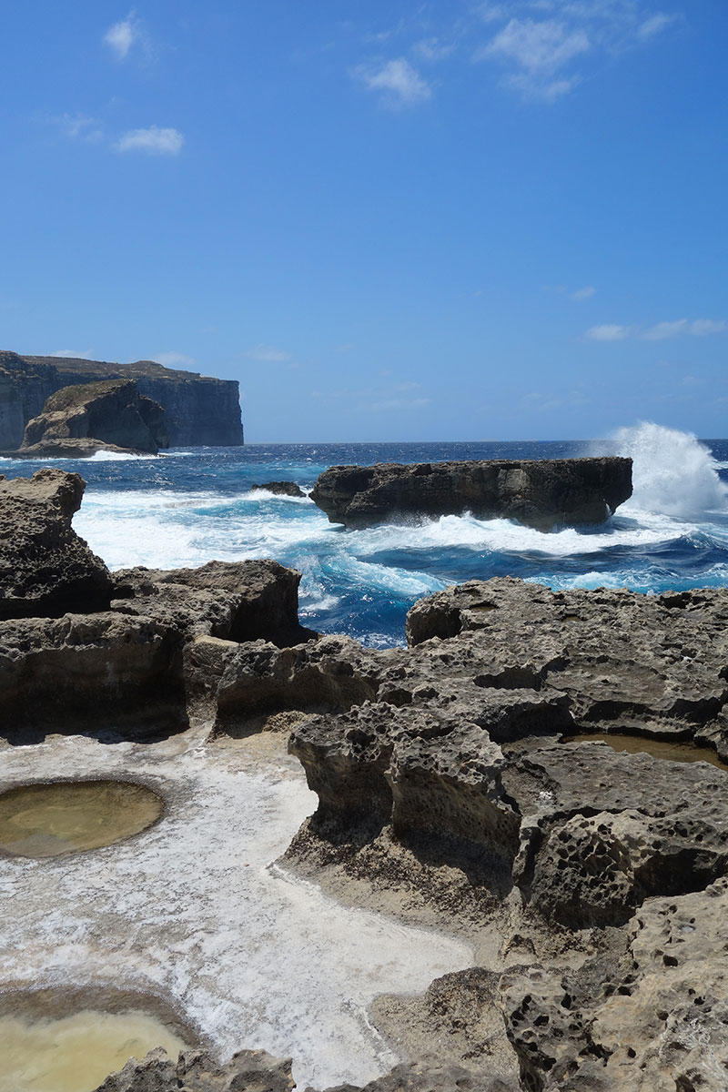 visiting-blue-lagoon-malta-gozo-comino-advice