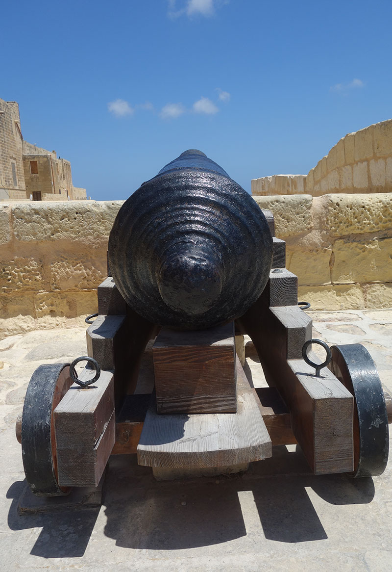 luzzu-cruises-review-malta-gozo-comino-blue-lagoon-citadel