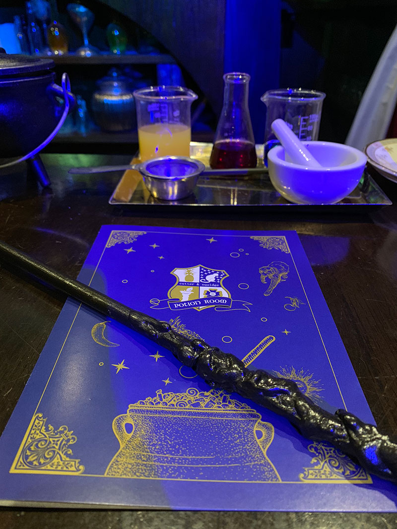 harry-potter-afternoon-tea-london-potions-class-cutter-squidge-bakery-review