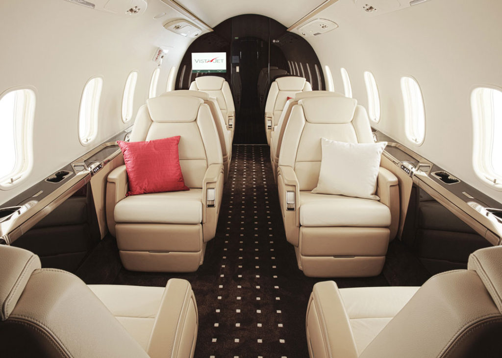 private-jet-membership-vistajet-bombardier-challenger-350-private-jet-seating