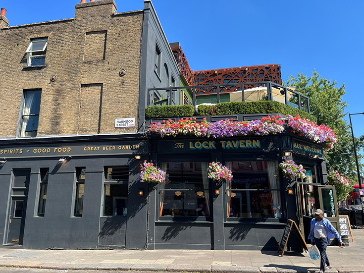 best-pubs-in-london-camden-pub-crawl-lock-tavern