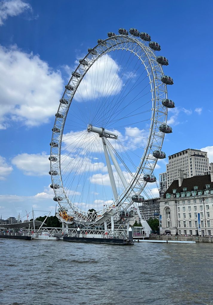 london-afternoon-tea-cruise