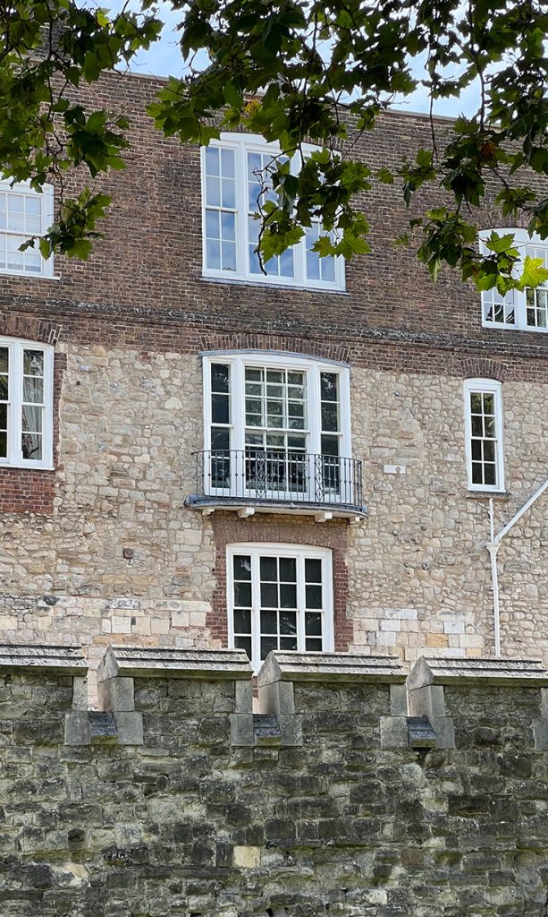 king's balcony at the tower of london