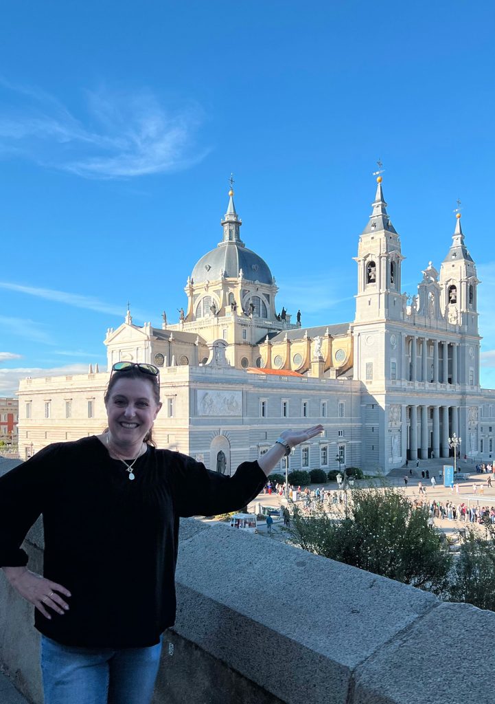 sunny-in-london-royal-palace-madrid