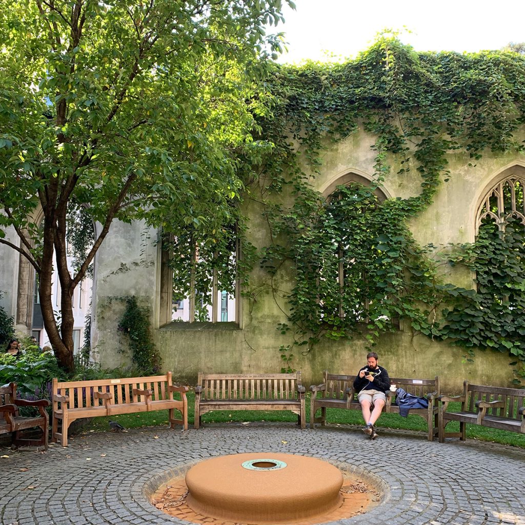 Free Things to Do in London St Dunstan in the East