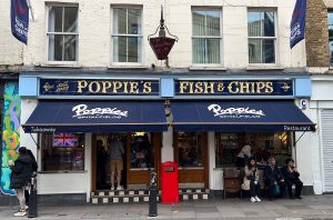 british-foods-you-must-eat-in-london-list-poppies-fish-and-chips