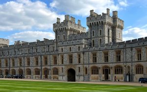 Visiting Windsor Castle | London Day Trip Ideas | UK Destinations | London Travel Guide