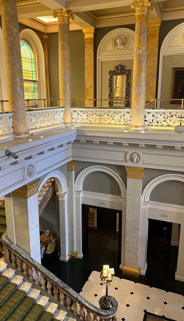 best-places-to-stay-in-london-hotels-near-train-stations-clermont-victoria