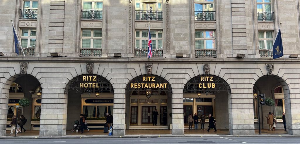 best-places-to-stay-in-london-hotels-near-train-stations-the-ritz-green-park