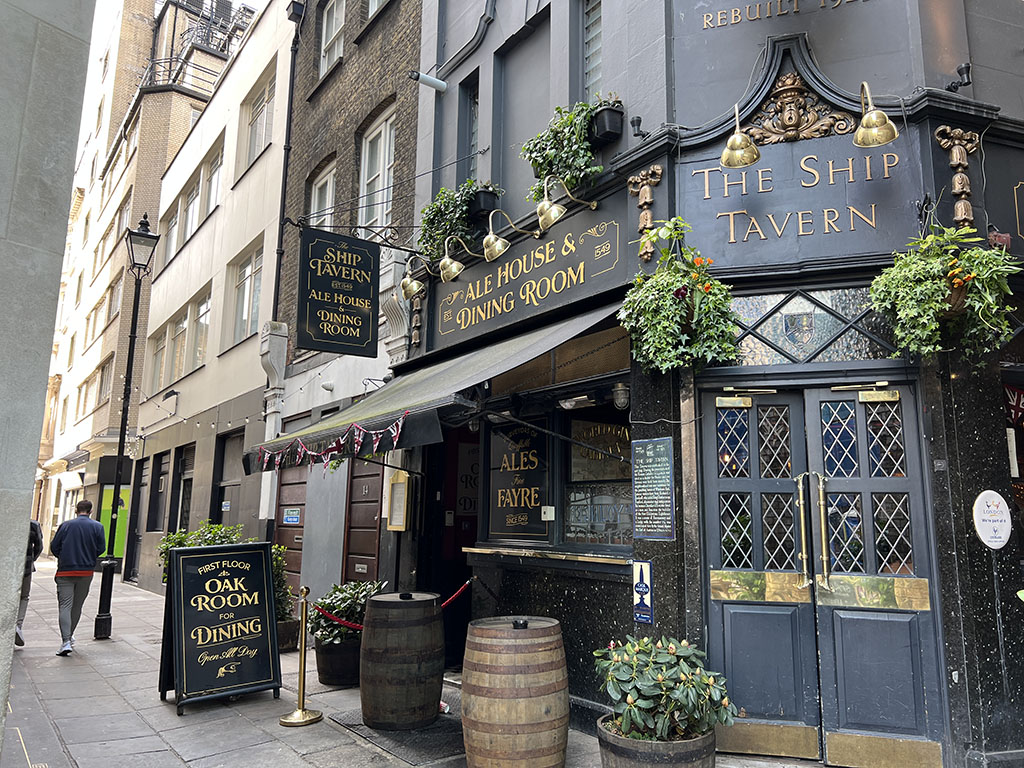 The-Ship-Tavern-holborn-mr-sunny-london-pubs