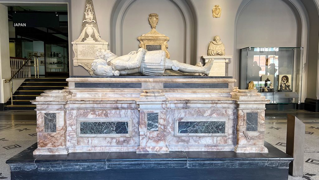 best-places-to-go-in-london-v&a-museum