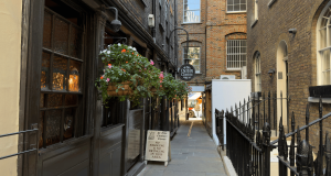 london-pub-food-tour-sunny-in-london-travel-guide