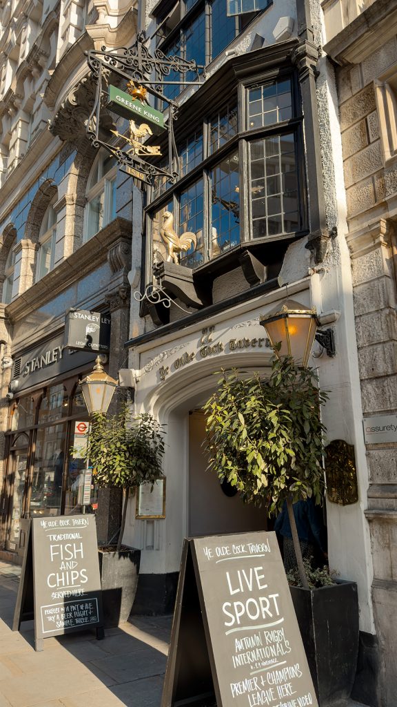 london-pub-food-tour-ye-olde-cock-tavern-pub